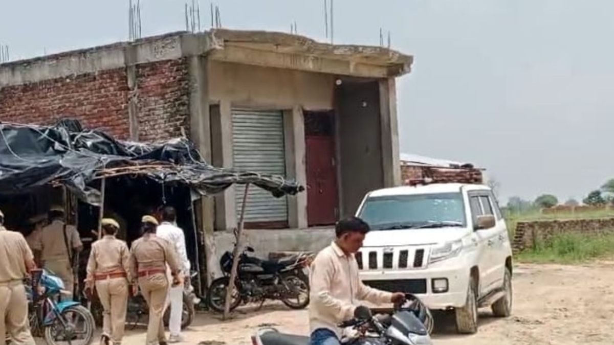 डीएम के छापे के बाद एआरटीओ कार्यालय में पसरा सन्नाटा