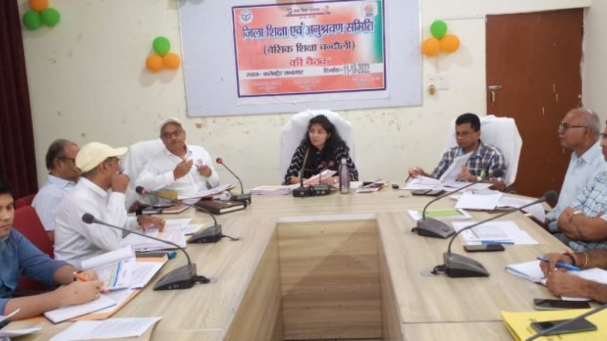 प्रशिक्षण व रोजगार गुणवत्ता की जांच समिति बनाकर करें: डीएम