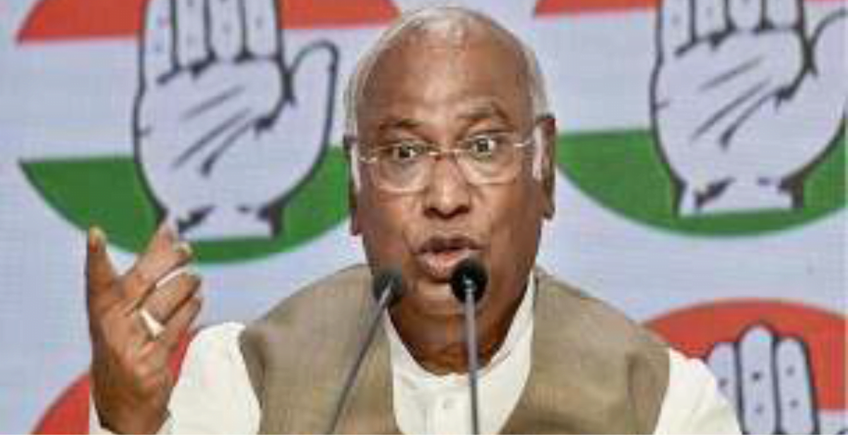 मोदी सरकार ने लाखों बच्चों का टीकाकरण न करके बहुत बड़ा पाप किया: खरगे