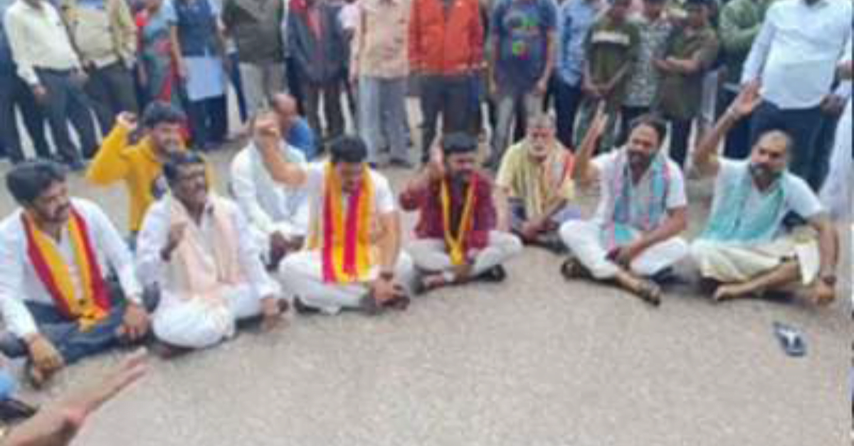 बेंगलुरु में धोती पहने किसान को मॉल में एंट्री नहीं देने के मामले में कार्रवाई की मांग