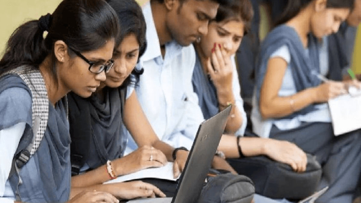 4 हजार में सिर्फ 135 को मिलेगी स्कॉलरशिप