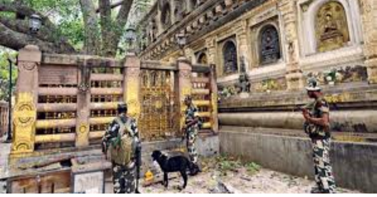 दहशत की दस्तक