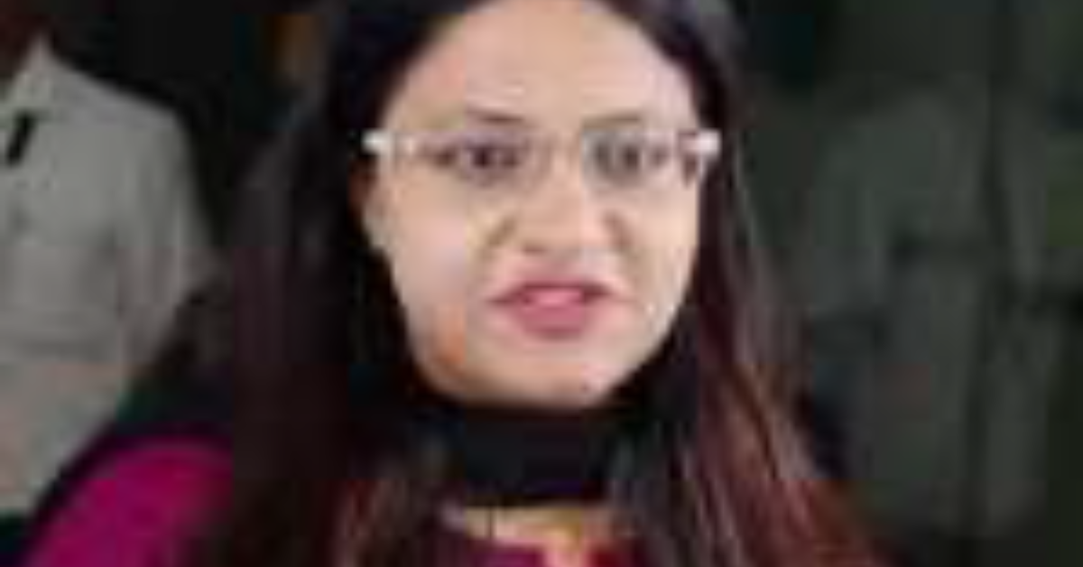 पूजा खेडकर को यूपीएससी ने दिया बड़ा झटका, आईएएस की नौकरी रद्द