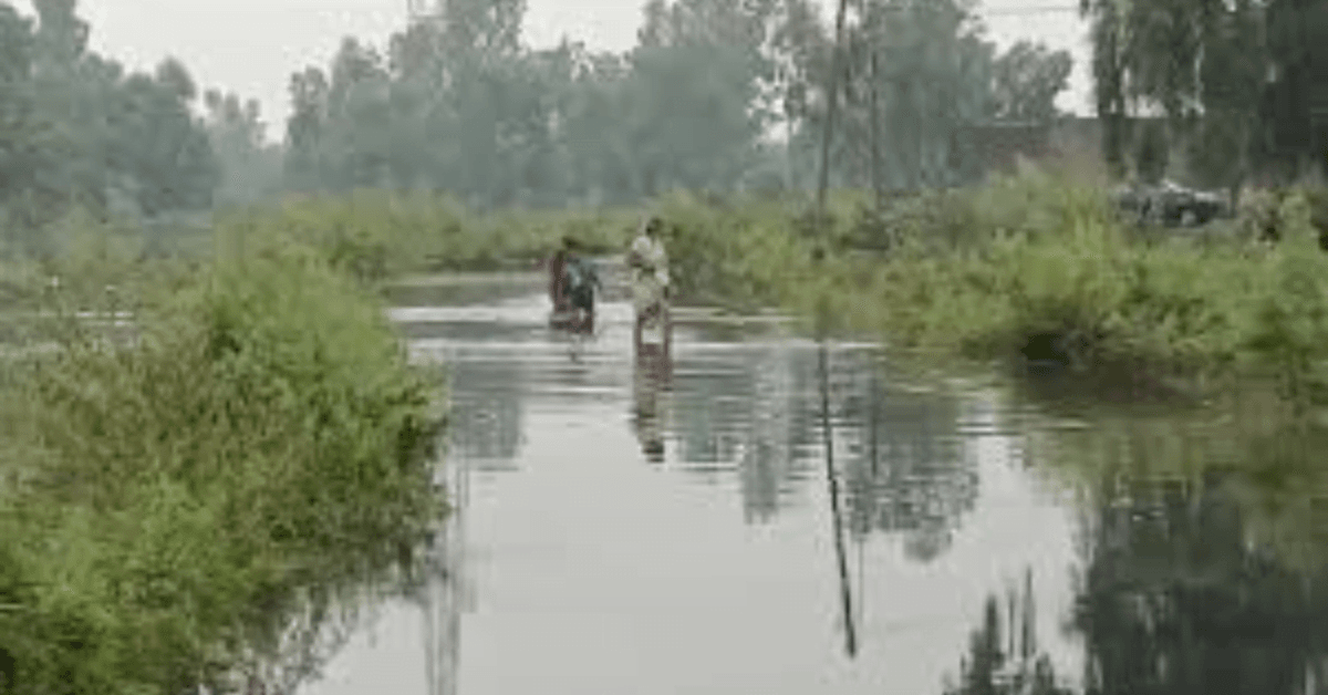 यूपी में बाढ़ से 750 से अधिक गांव प्रभावित, आठ लोगों की मौत