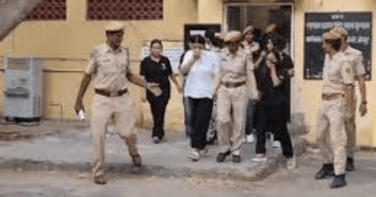 युवतियों में जमकर हाथापाई का वीडियो,जांच में जुटी पुलिस