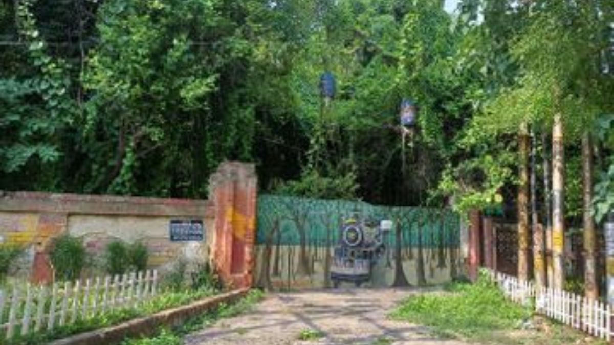 कानपुर में 10 सालों में 7 डीएम बदले, नहीं बढ़ी जांच