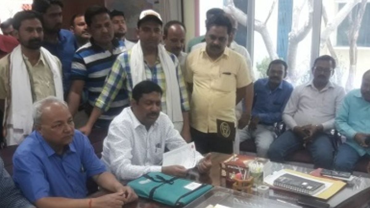 पत्रकारों के लिए फतेहपुर प्रेस क्लब ने मांगी निःशुल्क सुविधाएं