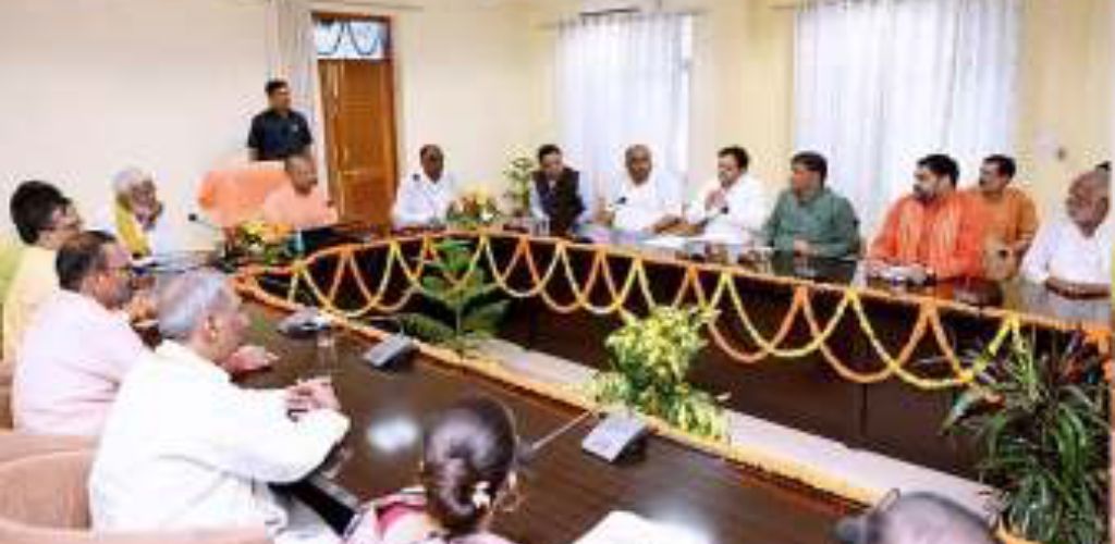 सनातन को बचाने के लिए एकजुट होना पड़ेगाः सीएम योगी