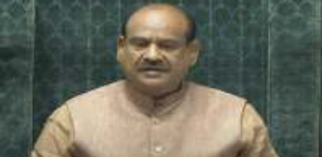 लोकसभा ने भारत छोड़ो आंदोलन के सेनानियों को श्रद्धांजलि अर्पित की