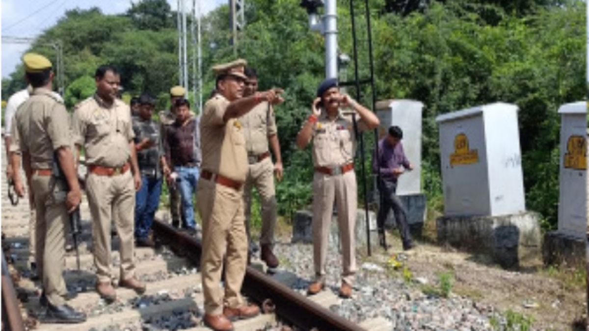 रेलवे ट्रैक पर संदिग्ध दिखने पर ट्रैकमैन देंगे सूचना,