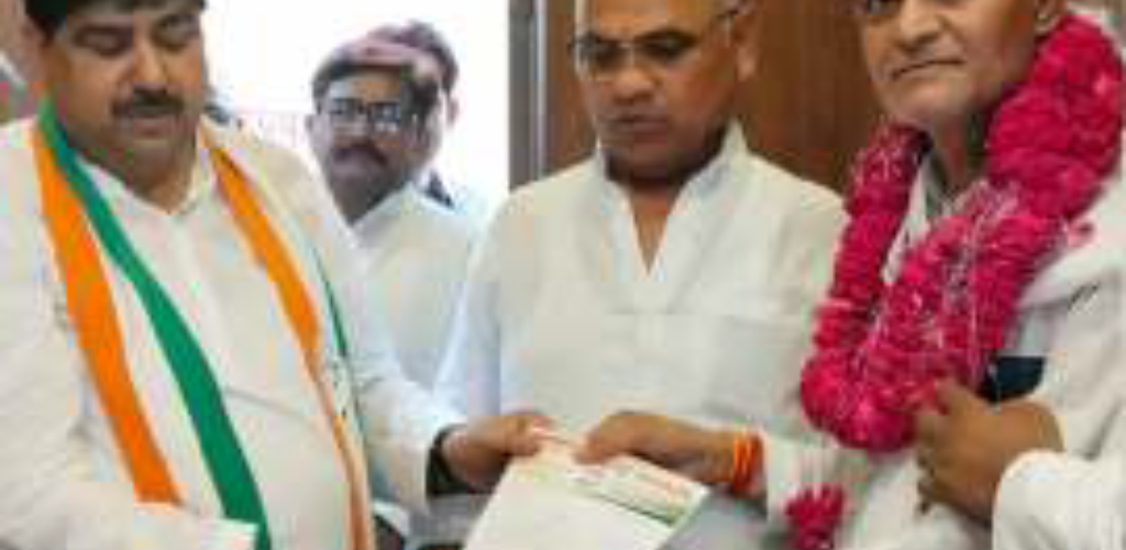 पं. रामनरेश सभी वार्डों के कांग्रेस प्रभारी नियुक्त