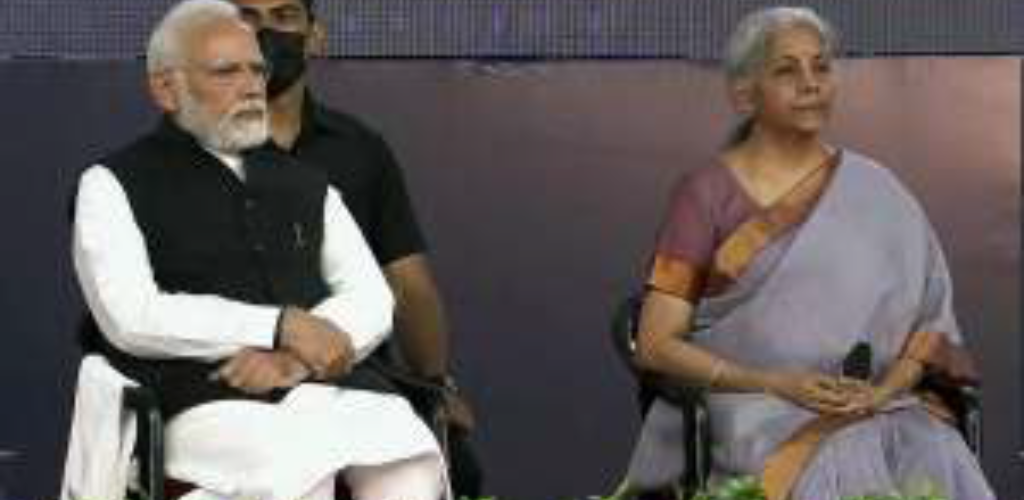 बजट में कटौती, महंगी होती फीस, शिक्षा को लेकर कैसे काम कर रही मोदी सरकार, क्यों उठ रहे सवाल?