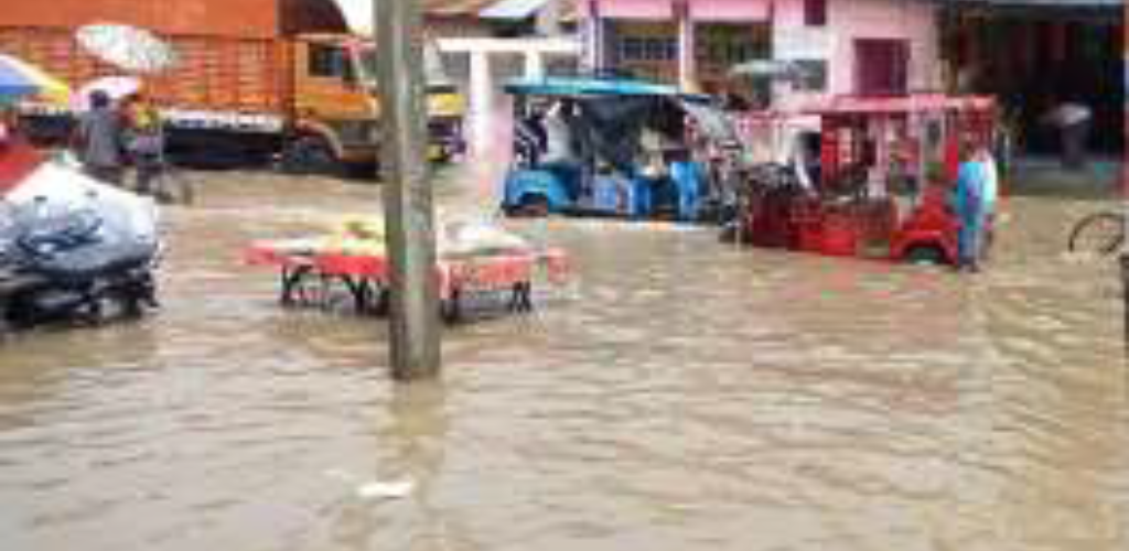 खागा में जलभराव की समस्या: तालाबों के पुनर्जीवन से मिलेगा समाधान