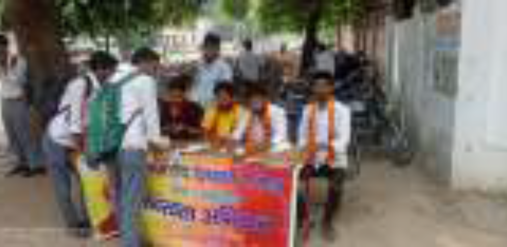 लाल बहादुर शास्त्री महाविद्यालय में अखिलभारतीय विद्यार्थी परिषद का सदस्यता अभियान3500 से अधिक छात्र-छात्राओं को जोड़ने की तैयारी