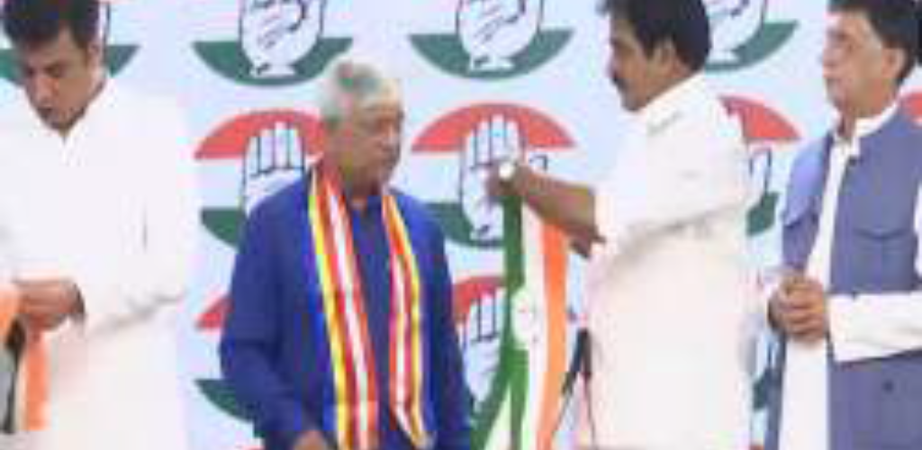 दिल्ली में आप को बड़ा झटका, विधायक और पूर्व मंत्री राजेंद्र पाल गौतम कांग्रेस में शामिल