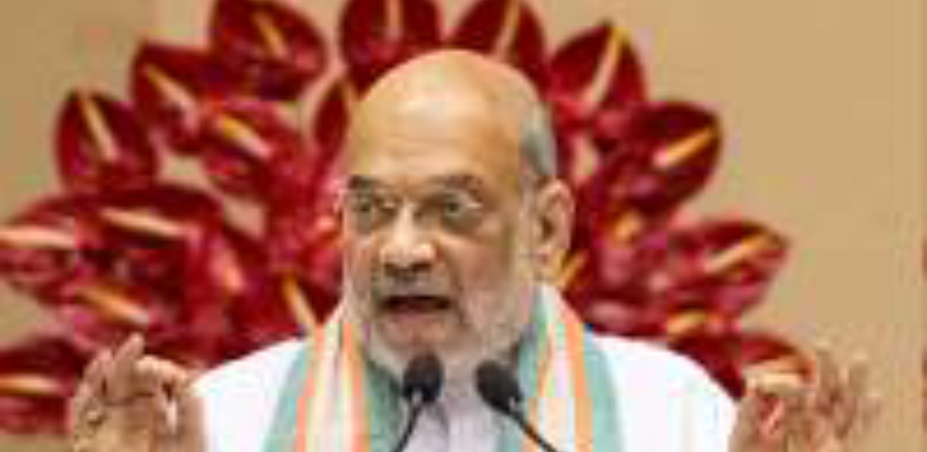 आरक्षण पर असली चेहरा दिखा दिया राहुल गांधी के नए से आए बयान पर खूब बरसे अमित शाह