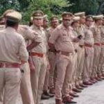 एसीपी अमरनाथ बाबूपुरवा हटाए गए, पेशकार के घूस लेते पकड़े जाने के बाद हुआ आदेश