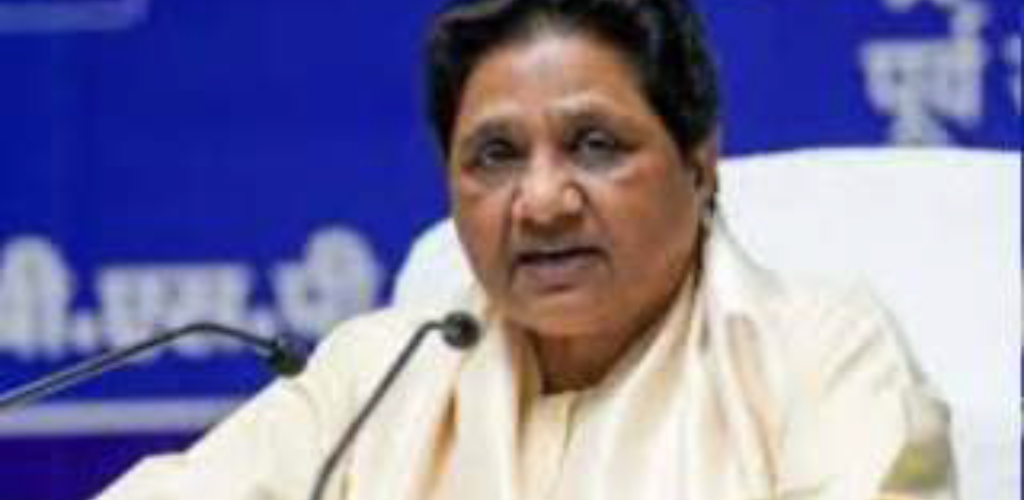 सरकार बाढ़ से निपटने में नाकाम रही: मायावती