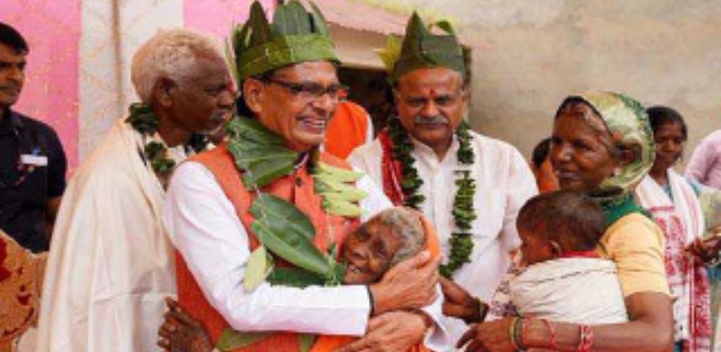 आदिवासी समाज की सेवा ही भगवान की सच्ची पूजाः शिवराज सिंह चौहान