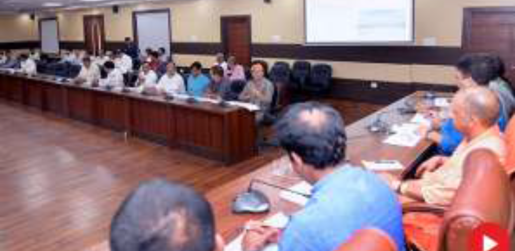 भेड़िए का आतंकः सीएम योगी ने शीर्ष अधिकारियों के साथ की आपात बैठक, जिलाधिकारियों को मिले ये निर्देश