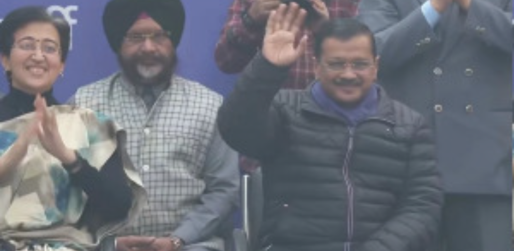 दिल्ली के बुजुर्गों के लिए केजरीवाल की संजीवनी स्कीम, 60 साल से ज्यादा उम्र के सभी नागरिकों का मुफ्त होगा इलाज