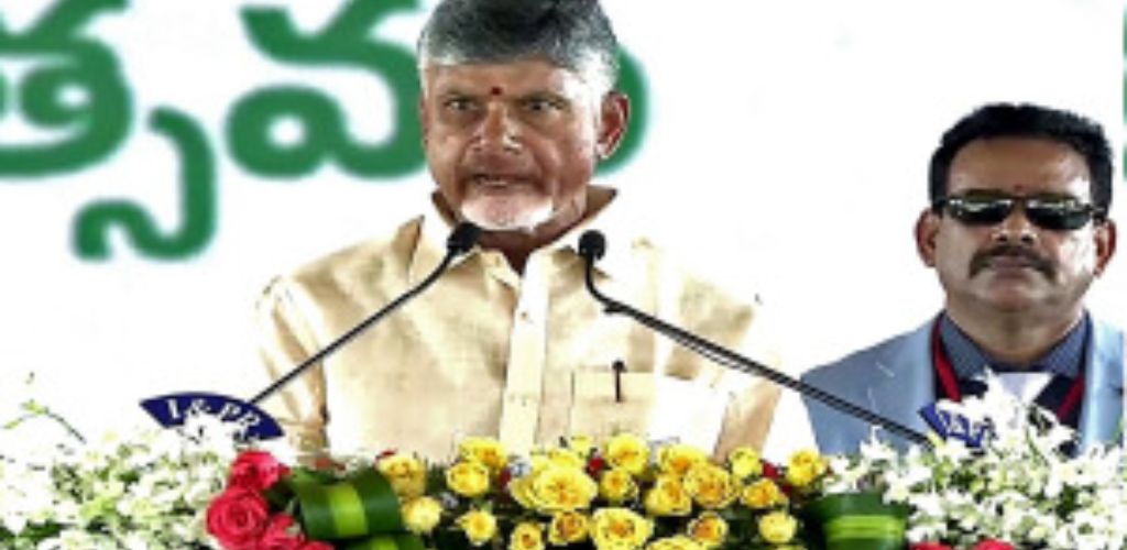 2 से ज्यादा बच्चे होने पर ही लड़ पाएंगे चुनाव, चंद्रबाबू नायडू का अलग फैसला