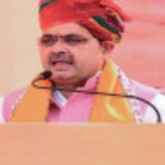 राजस्थान के मुख्यमंत्री भजनलाल शर्मा ने त्रिवेणी संगम में लगाई डुबकी