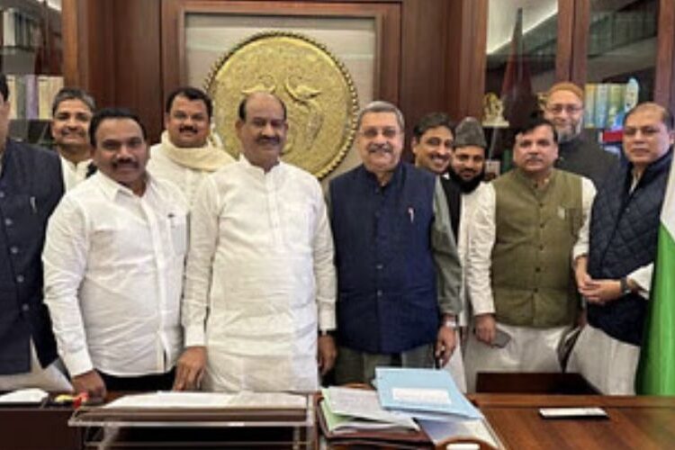 वक्फ संशोधन बिल पर जेपीसी की बैठक में हंगामा