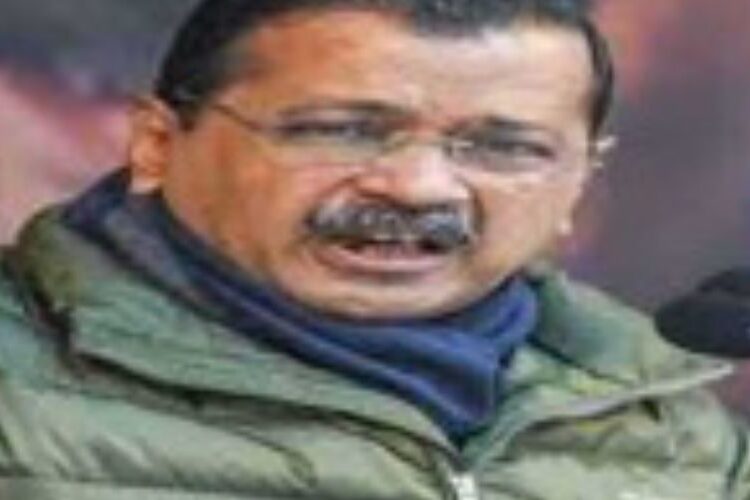 दिल्ली की कानून-व्यवस्था ठीक करने के लिए शाह को समझायें योगी- केजरीवाल