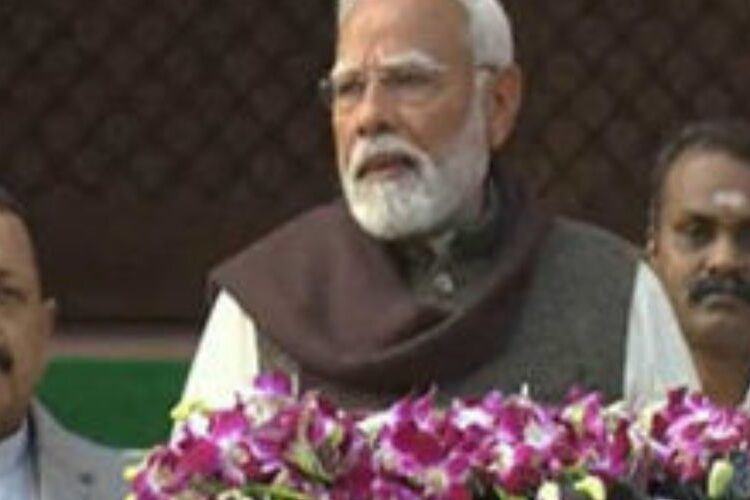 is the first parliamentary session before which No foreign spark arose: Modi